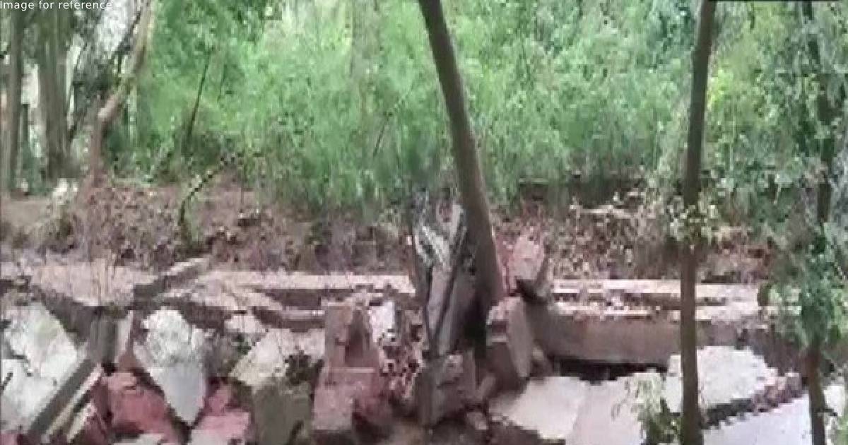 9 Dead after wall collapsed due to heavy rainfall in Lucknow